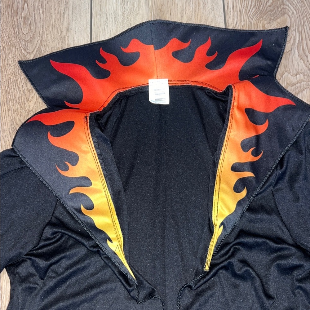 EUC - Burning Lucifer Adult Costume - Black, Red and Orange. - Picture 6 of 14